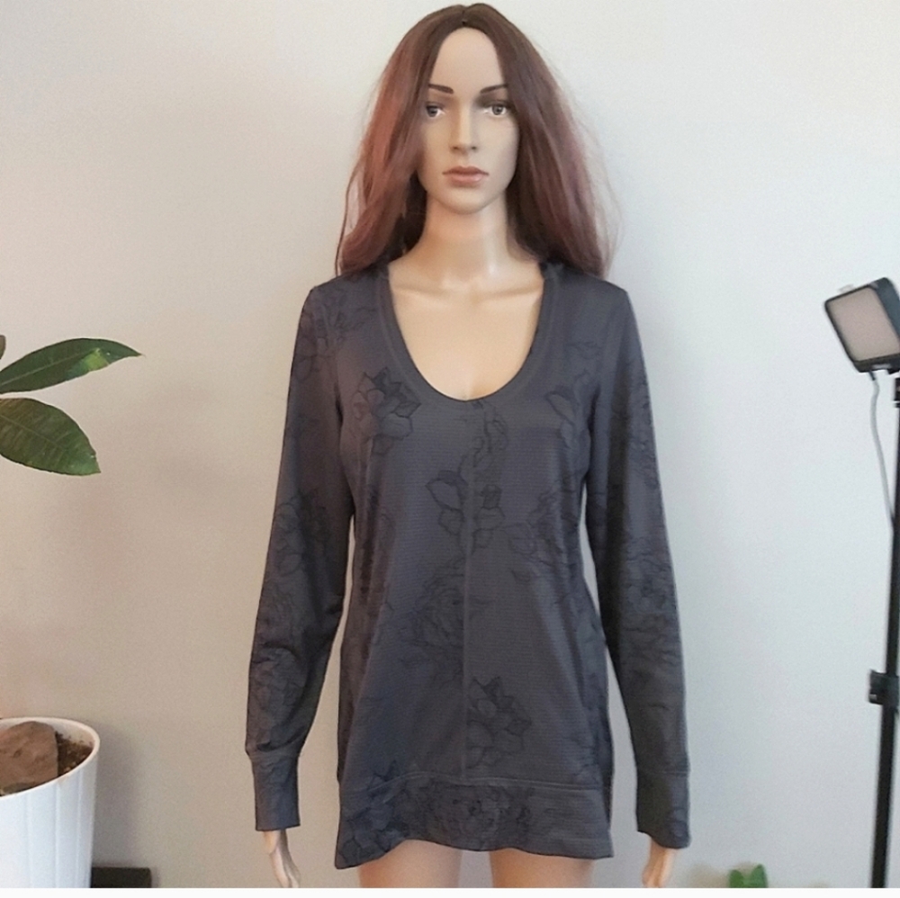 The North Face hoodie dark gray sweatshirt top scoop neck vapor wick